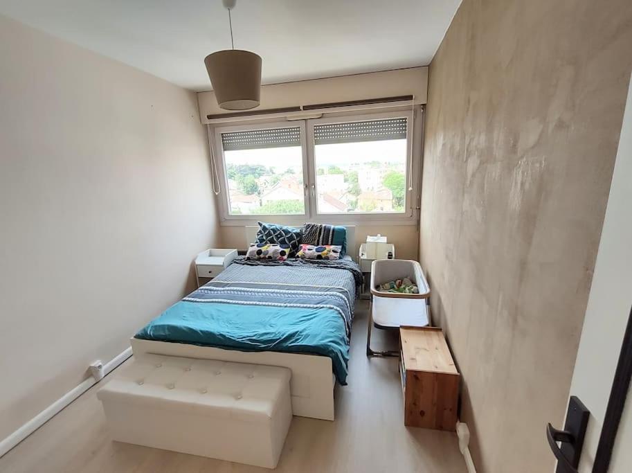Apartment T3 Avec Parking Limite Lyon8 *