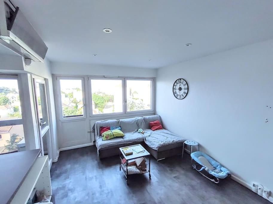 Apartment T3 Avec Parking Limite Lyon8